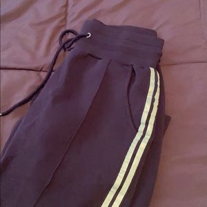 Buffbunny BlackBerry Bomb Joggers